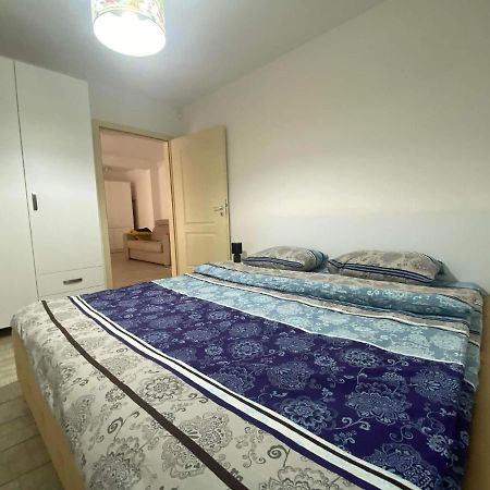 The Best Apartament Central Hunedoara Exteriör bild
